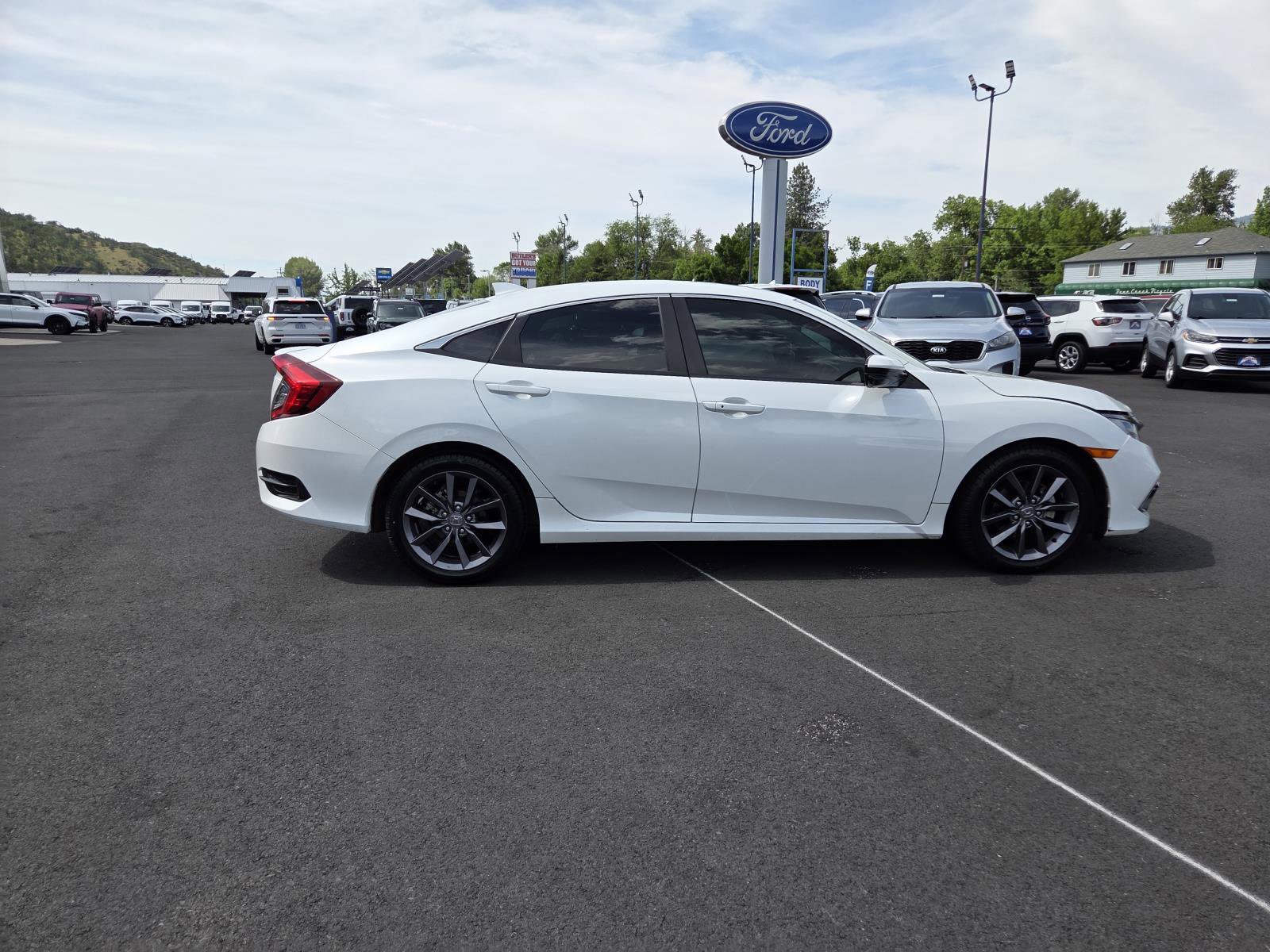 Used 2021 Honda Civic EX image 4