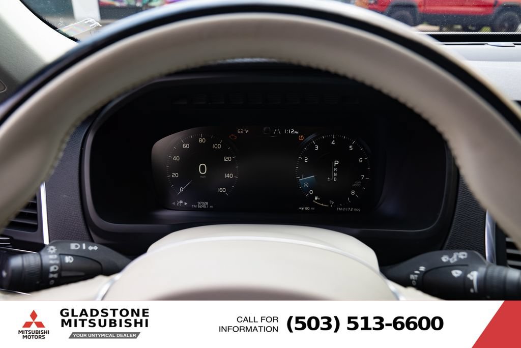 Used 2020 Volvo XC90 T6 Momentum w/ Protection Package Premier AWD/4WD image 13