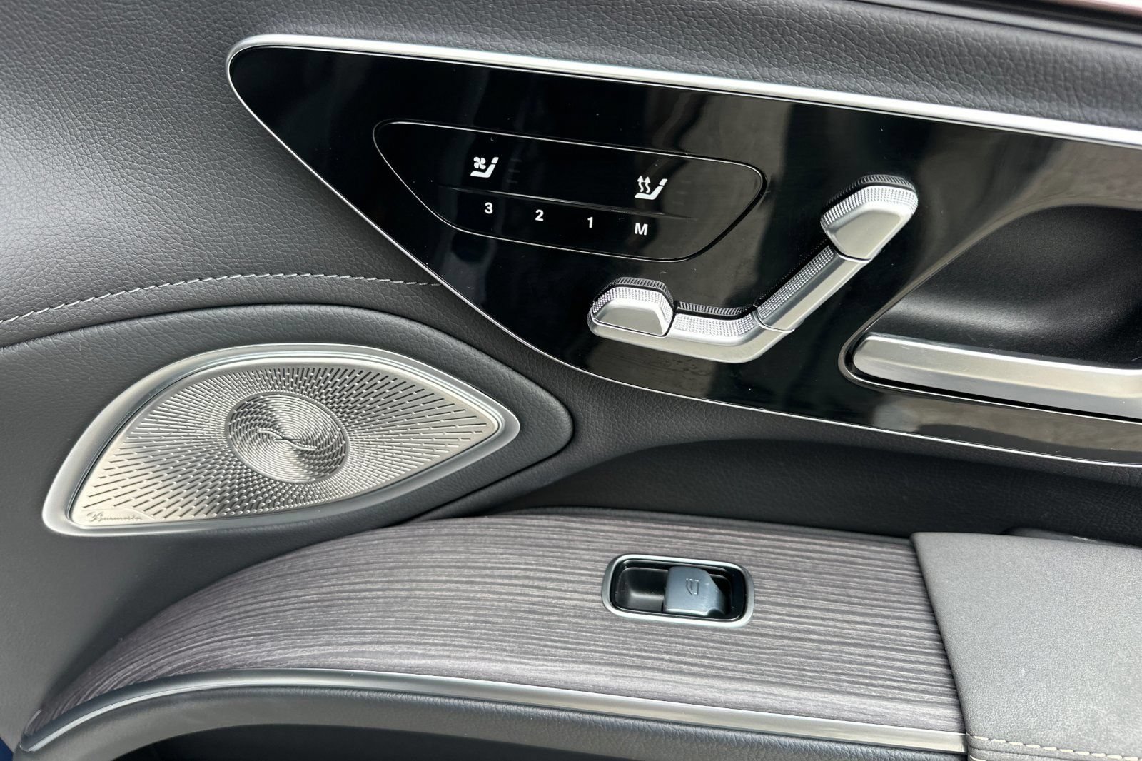 Certified 2025 Mercedes-Benz EQS 450+ 4MATIC Sedan image 21