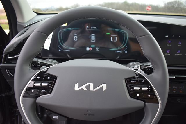 New 2026 Kia Niro EX FWD image 33