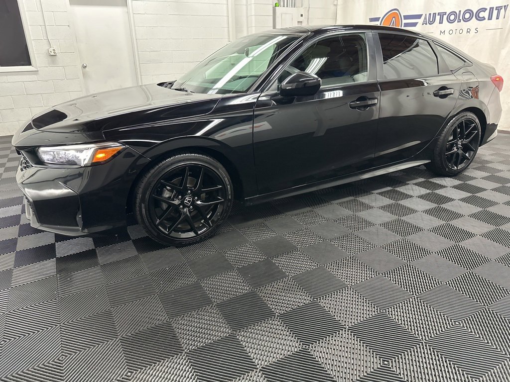 Used 2025 Honda Civic Sport image 5