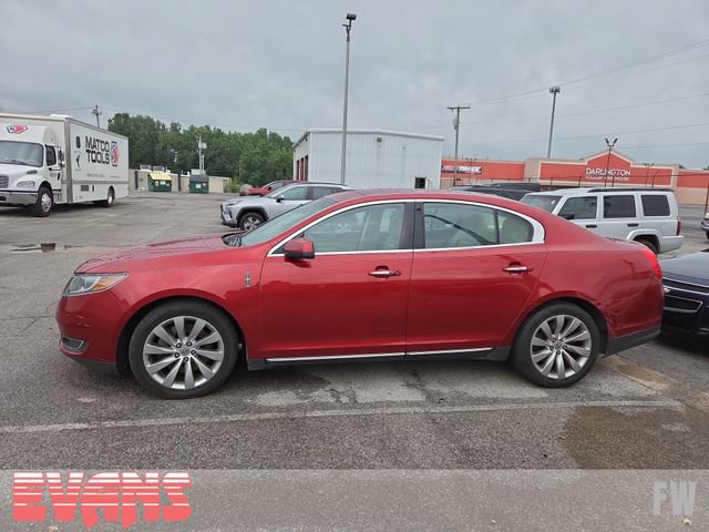 Used 2013 Lincoln MKS FWD image 2
