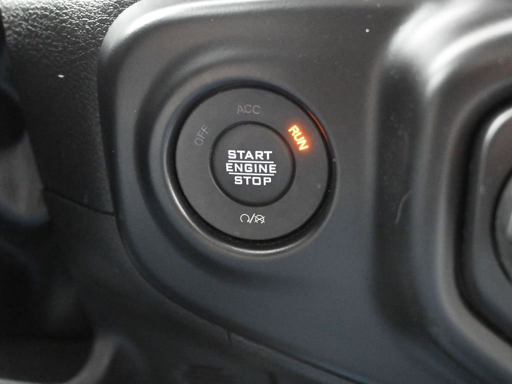 Used 2023 Jeep Gladiator Overland image 25