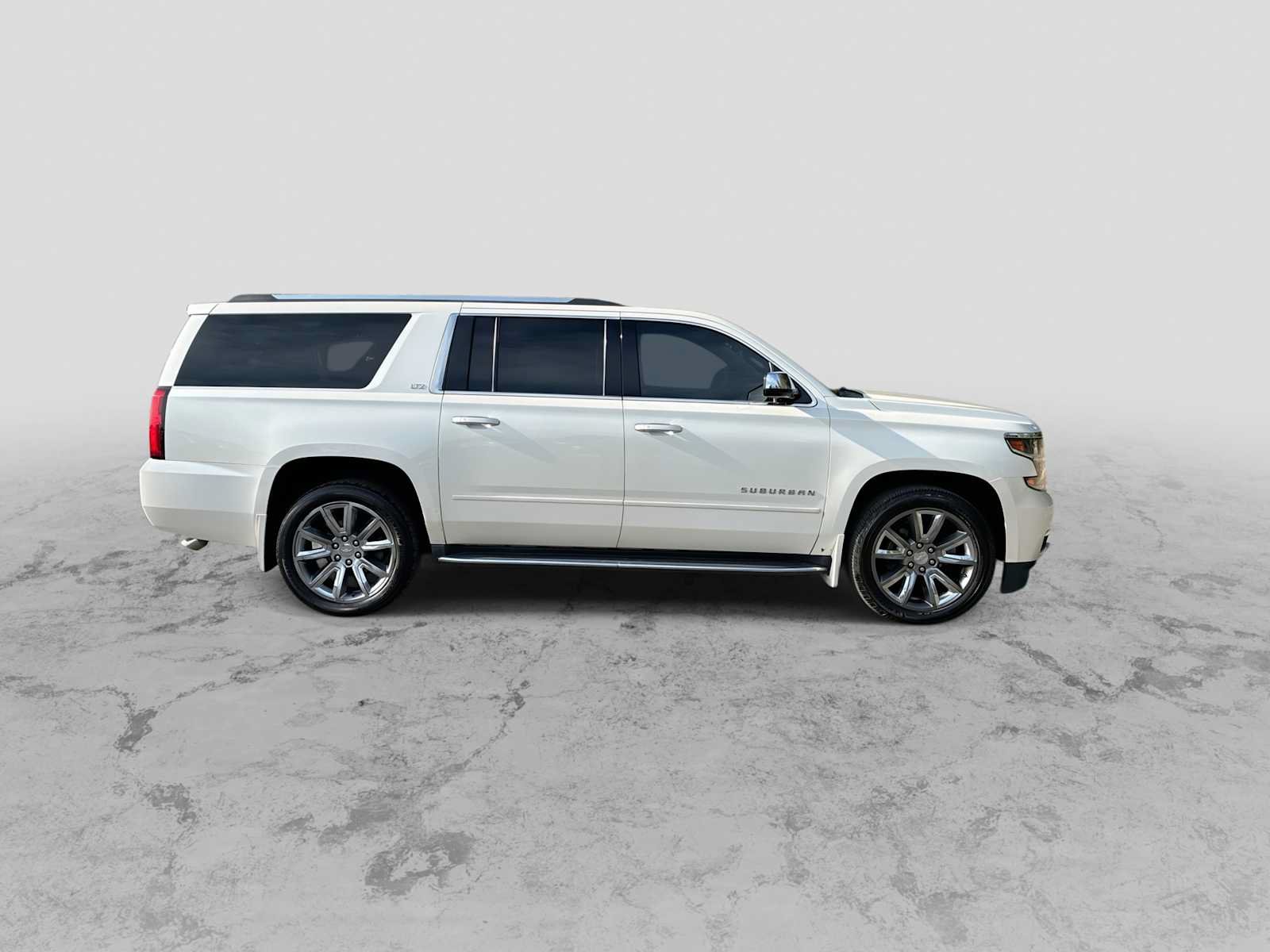 Used 2015 Chevrolet Suburban LTZ AWD/4WD image 9