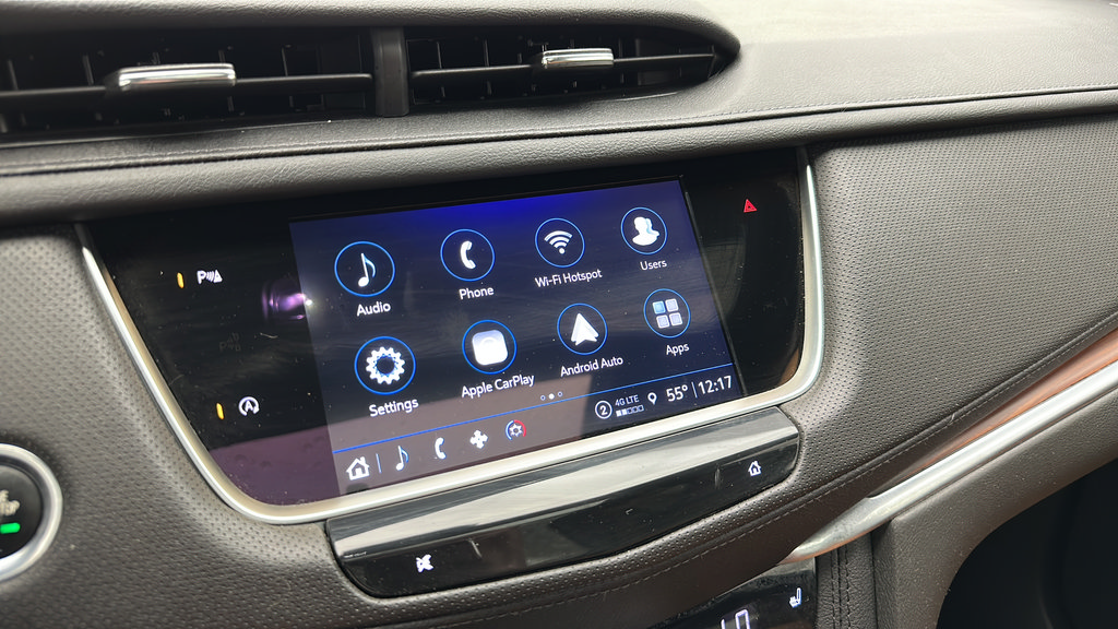 Used 2022 Cadillac XT5 Premium Luxury AWD/4WD image 21