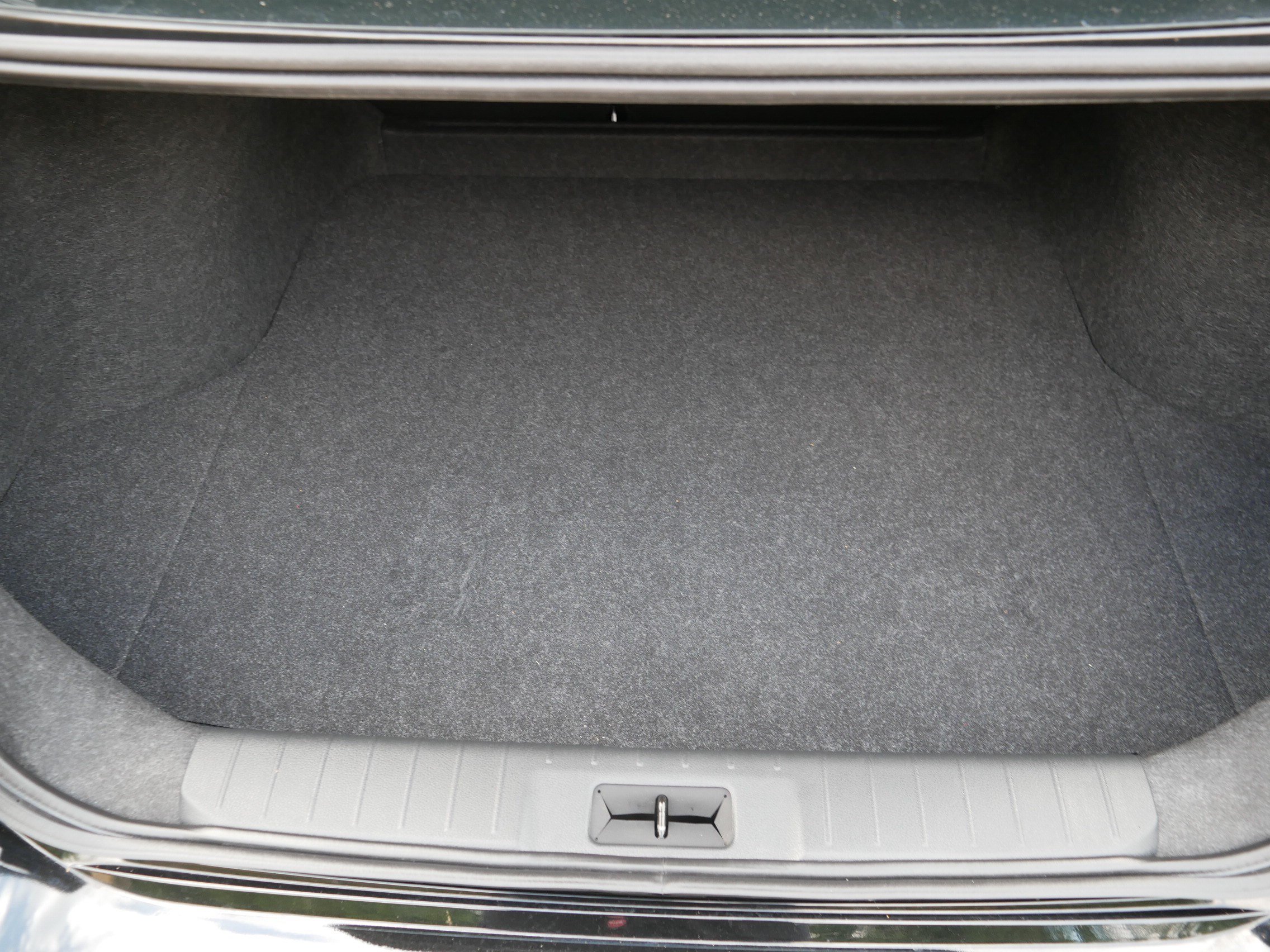 Certified 2023 Nissan Sentra SV FWD image 18