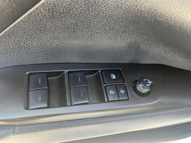 Used 2024 Toyota Camry SE FWD image 22