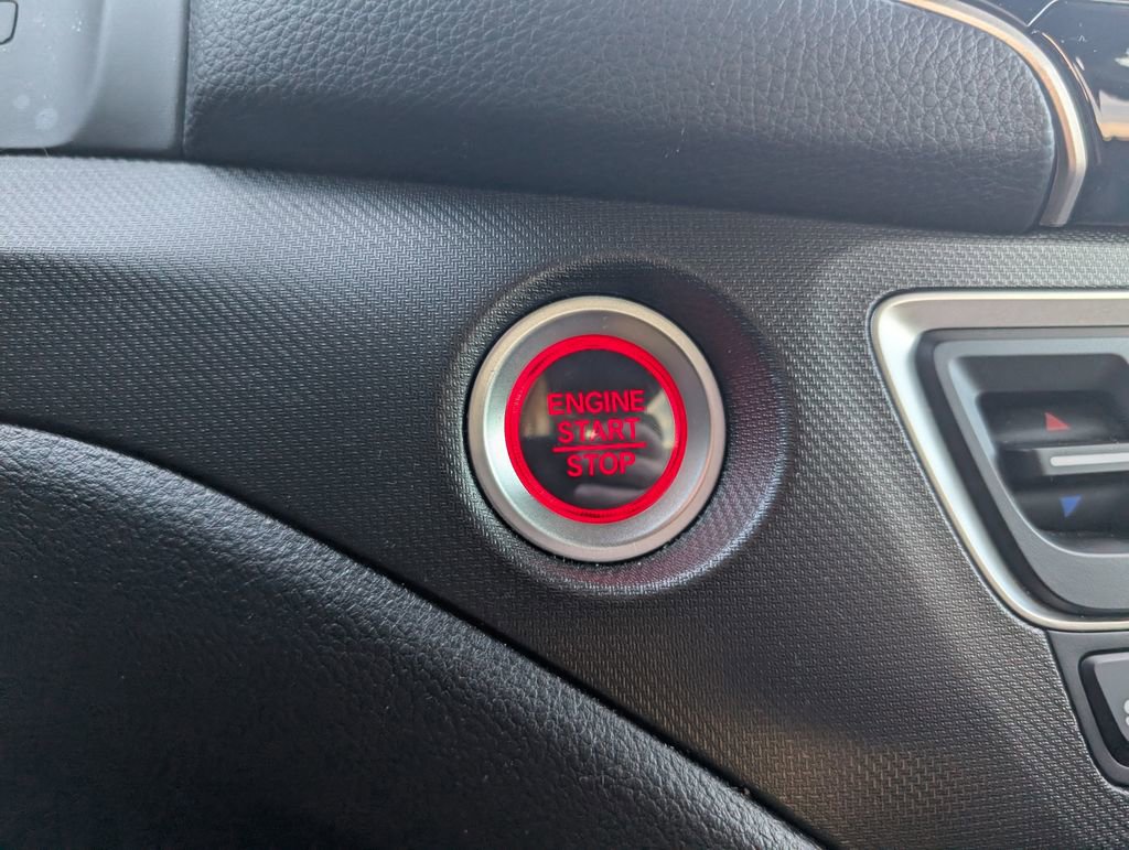 Used 2025 Honda Ridgeline TrailSport image 18