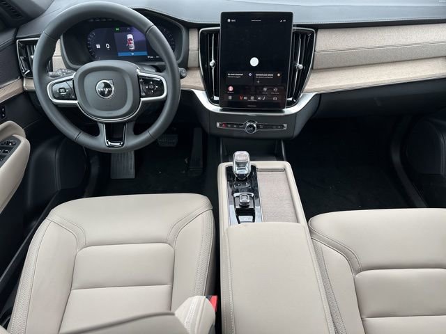 New 2026 Volvo XC90 B5 Core w/ Protection Package Premier image 11