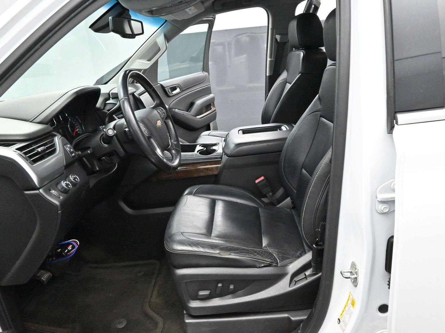Used 2015 Chevrolet Suburban LT image 15
