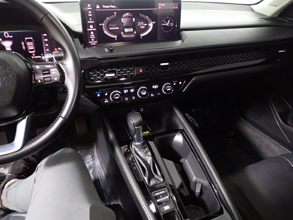 Used 2024 Honda Accord Touring image 29