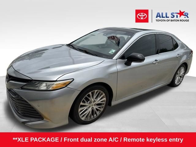 Used 2018 Toyota Camry XLE FWD image 1