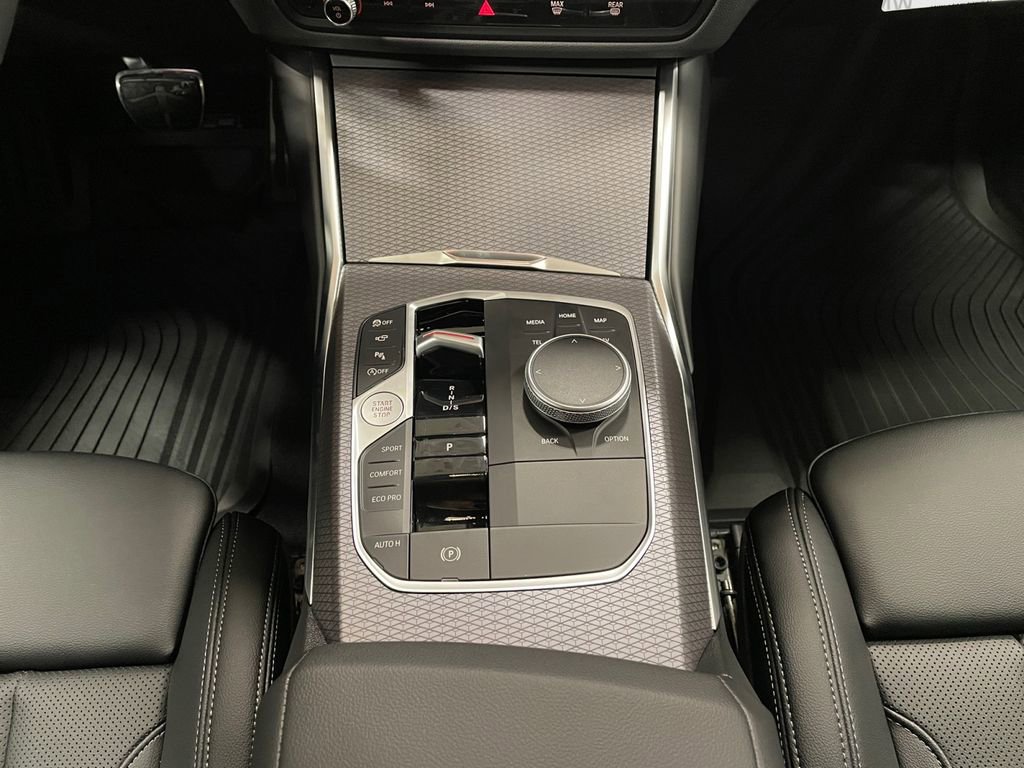 New 2026 BMW 330i xDrive 330i xDrive w/ M Sport Package image 11
