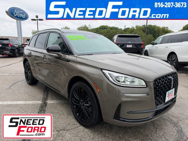 Used 2025 Lincoln Corsair Grand Touring w/ Jet Appearance Package AWD/4WD image 1