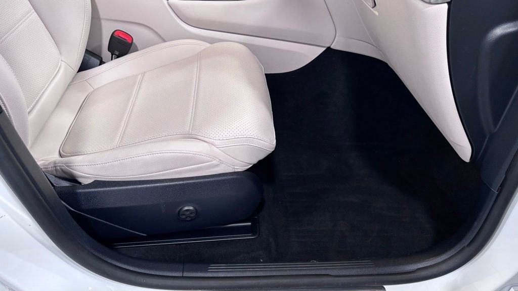 Certified 2023 Mercedes-Benz GLC 300 4MATIC image 18