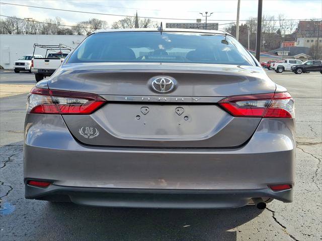 Used 2024 Toyota Camry LE image 28