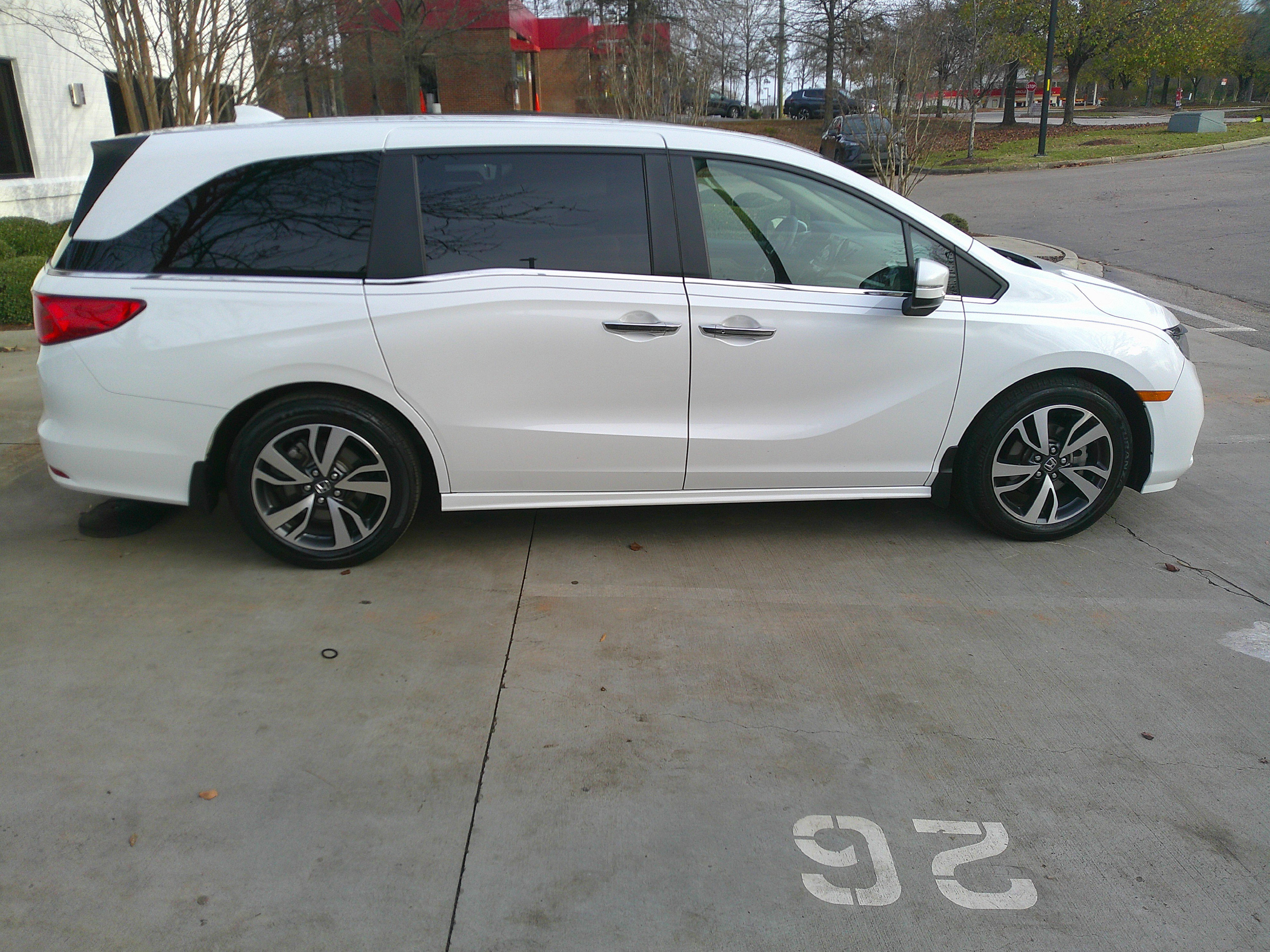 Used 2022 Honda Odyssey Touring image 14