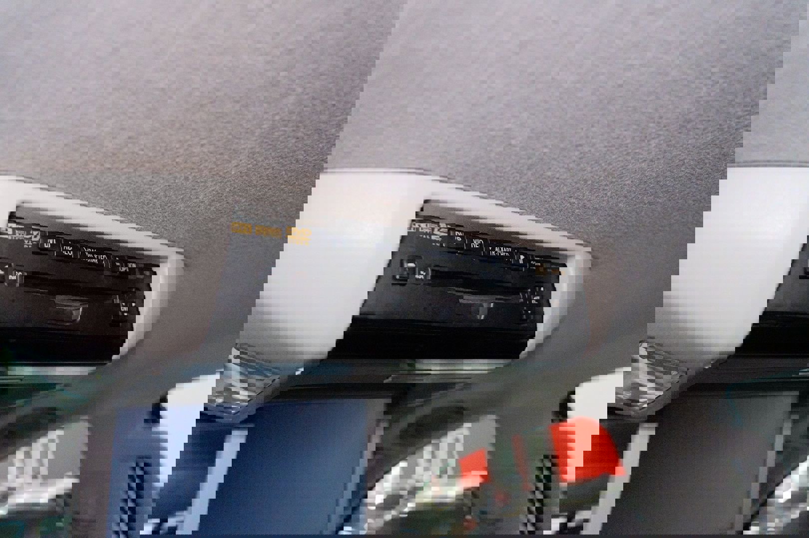 Used 2010 Toyota Sequoia Limited image 28