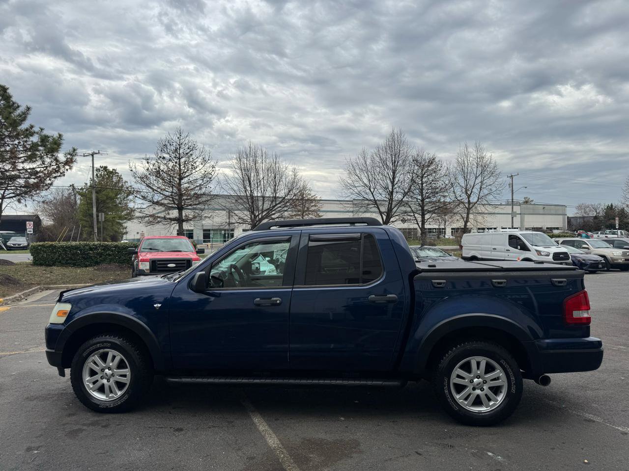Used 2008 Ford Explorer Sport Trac XLT image 27