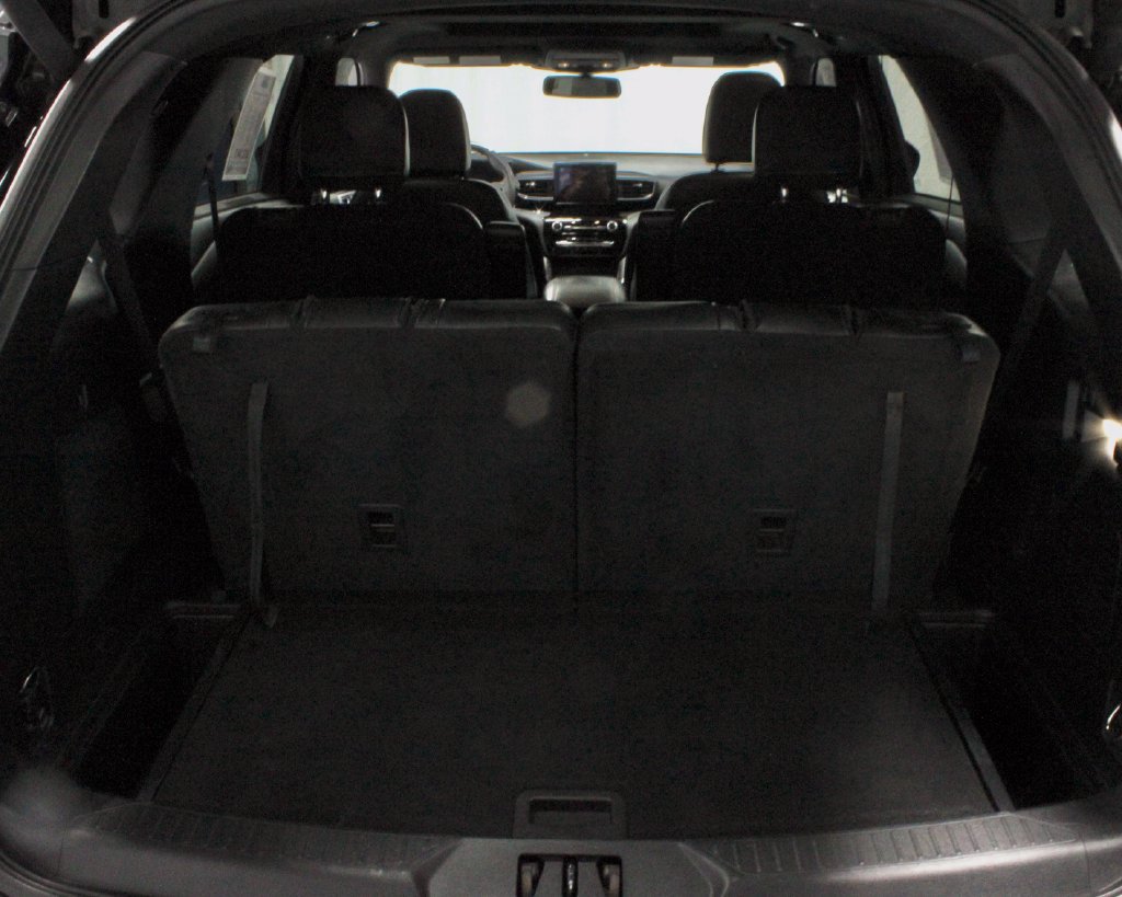 Used 2022 Ford Explorer ST-Line w/ Class IV Trailer Tow Package AWD/4WD image 14