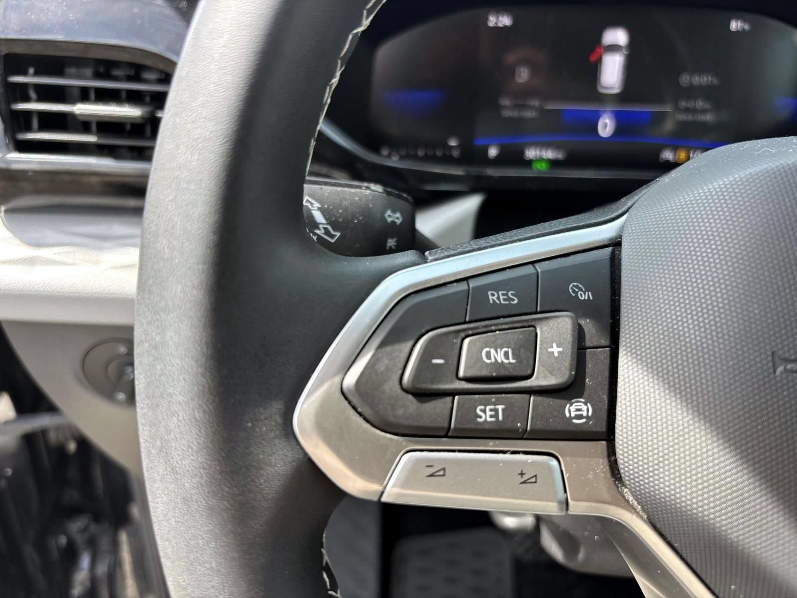 Used 2023 Volkswagen Taos S FWD image 15