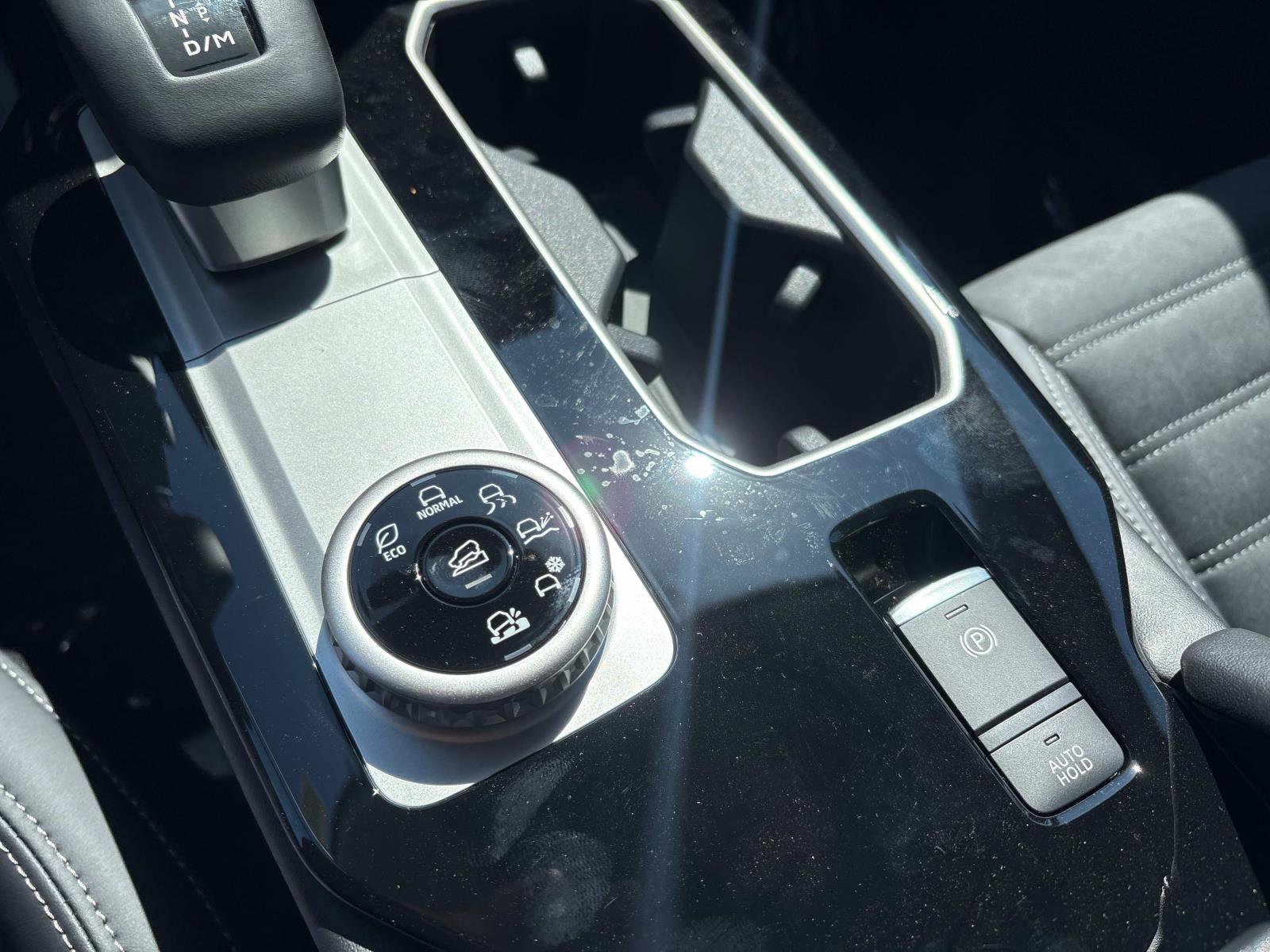 New 2025 Mitsubishi Outlander SE image 26