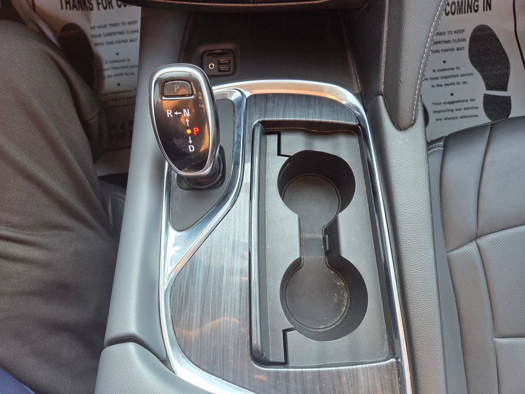 Used 2020 Buick Enclave Essence AWD/4WD image 31