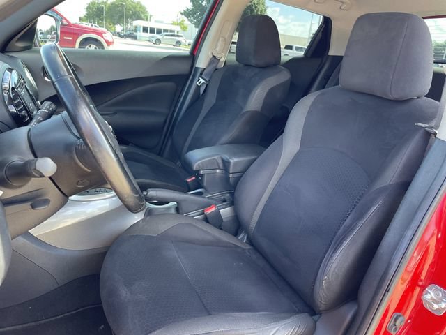 Used 2015 Nissan Juke SV w/ Technology Package FWD image 25