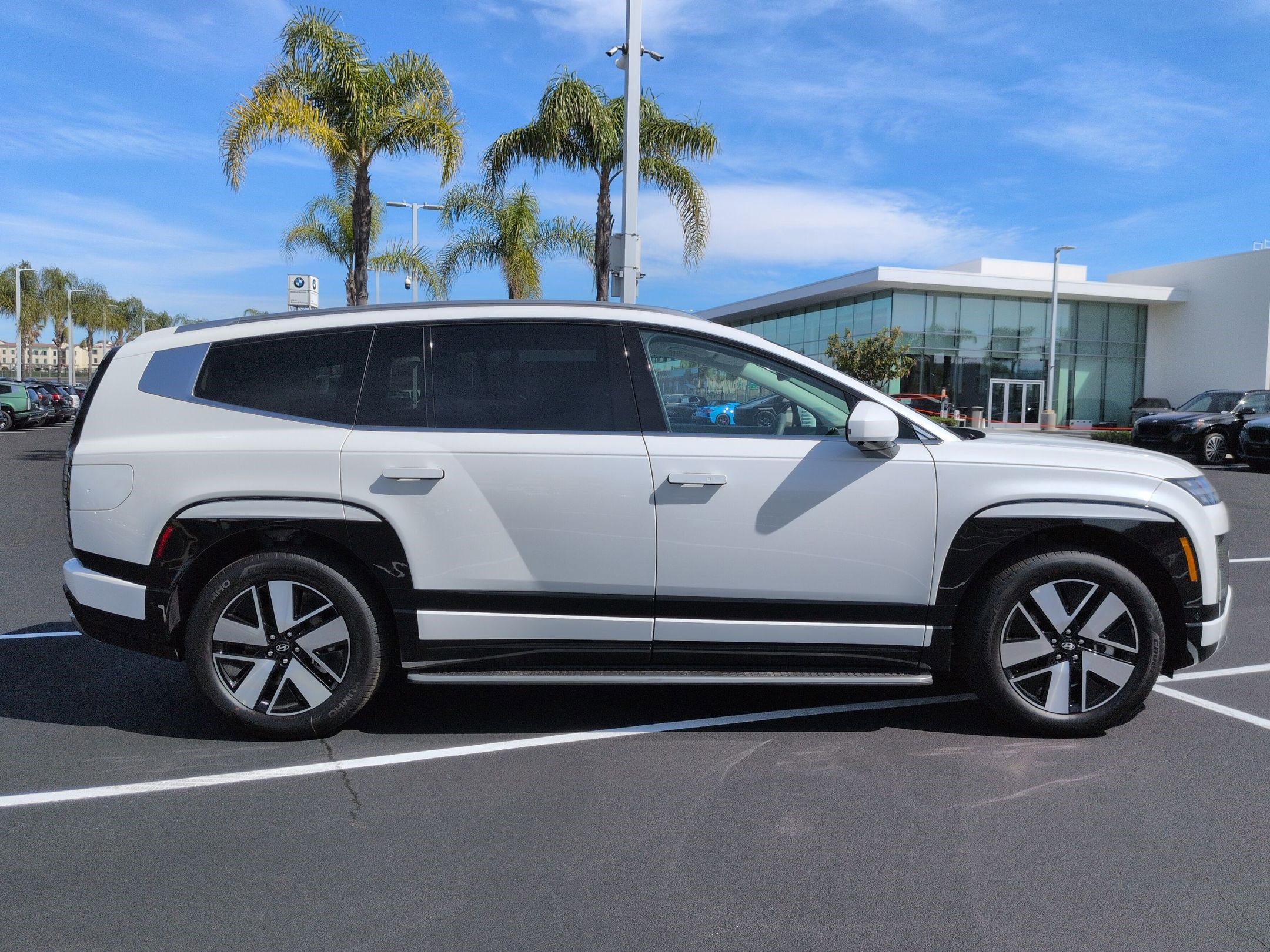 Used 2026 Hyundai Ioniq 9 SEL image 11