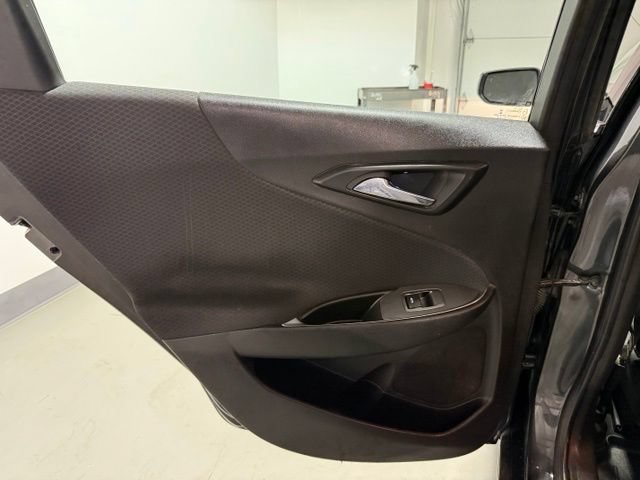 Used 2016 Chevrolet Malibu LT FWD image 20