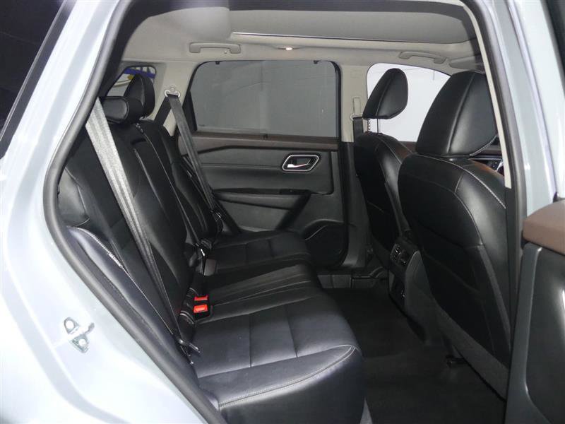 Used 2021 Nissan Rogue SL w/ Premium Package image 25