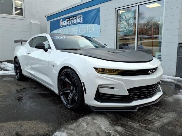 Used 2021 Chevrolet Camaro SS image 1