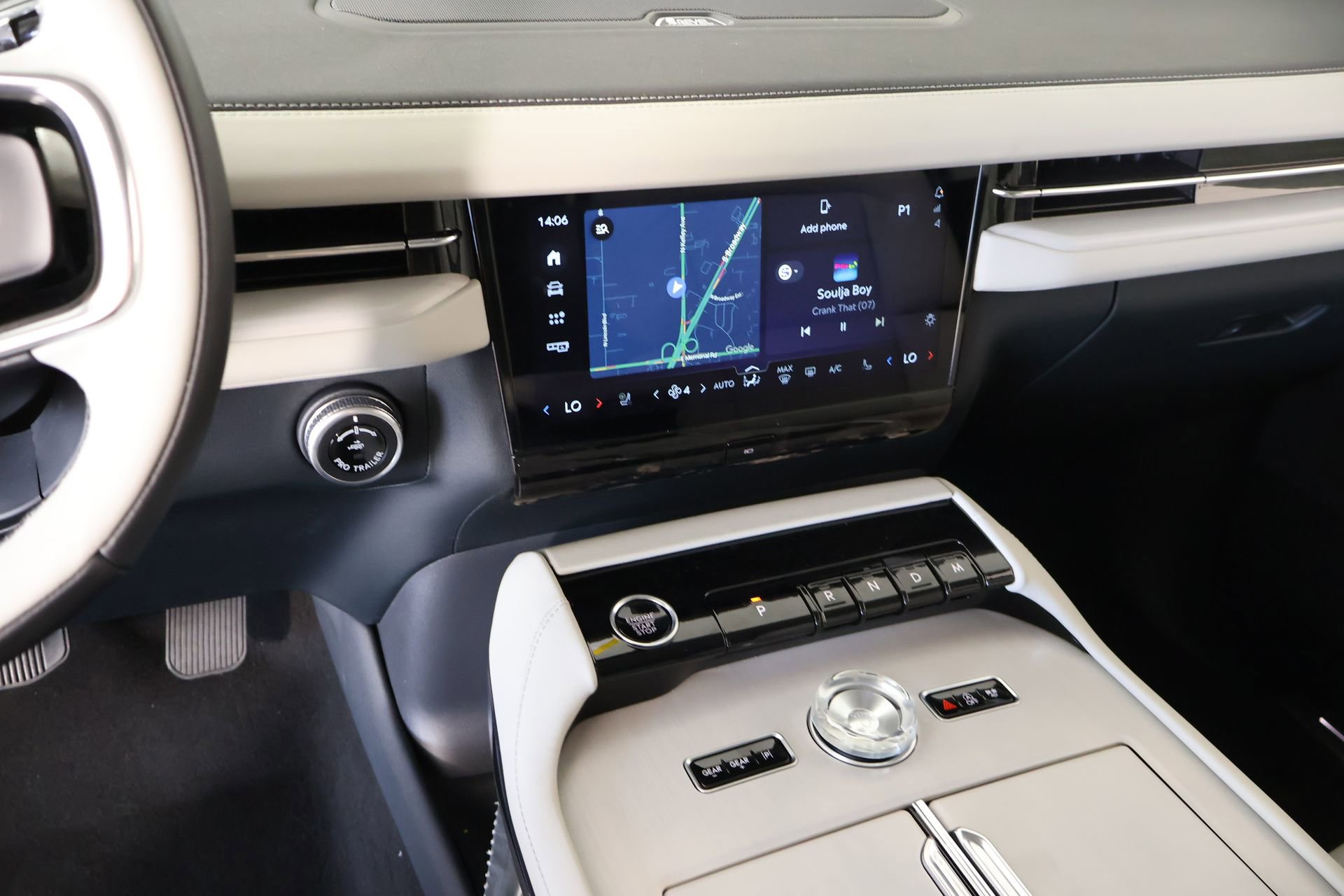 New 2026 Lincoln Navigator Premiere AWD/4WD image 5
