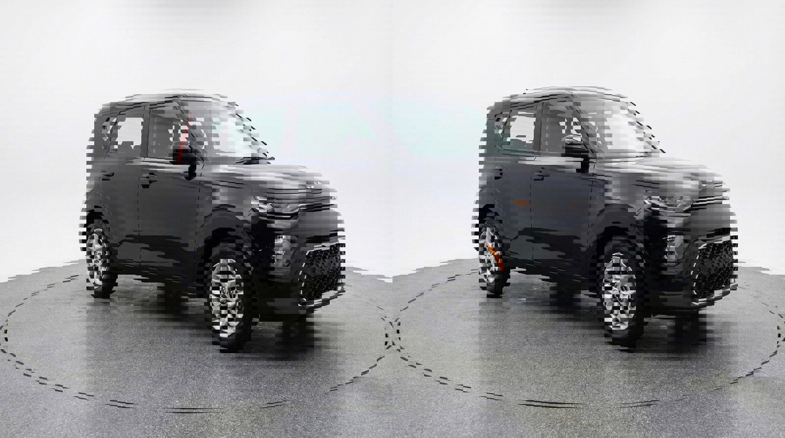 Used 2025 Kia Soul LX w/ LX Technology Package image 1