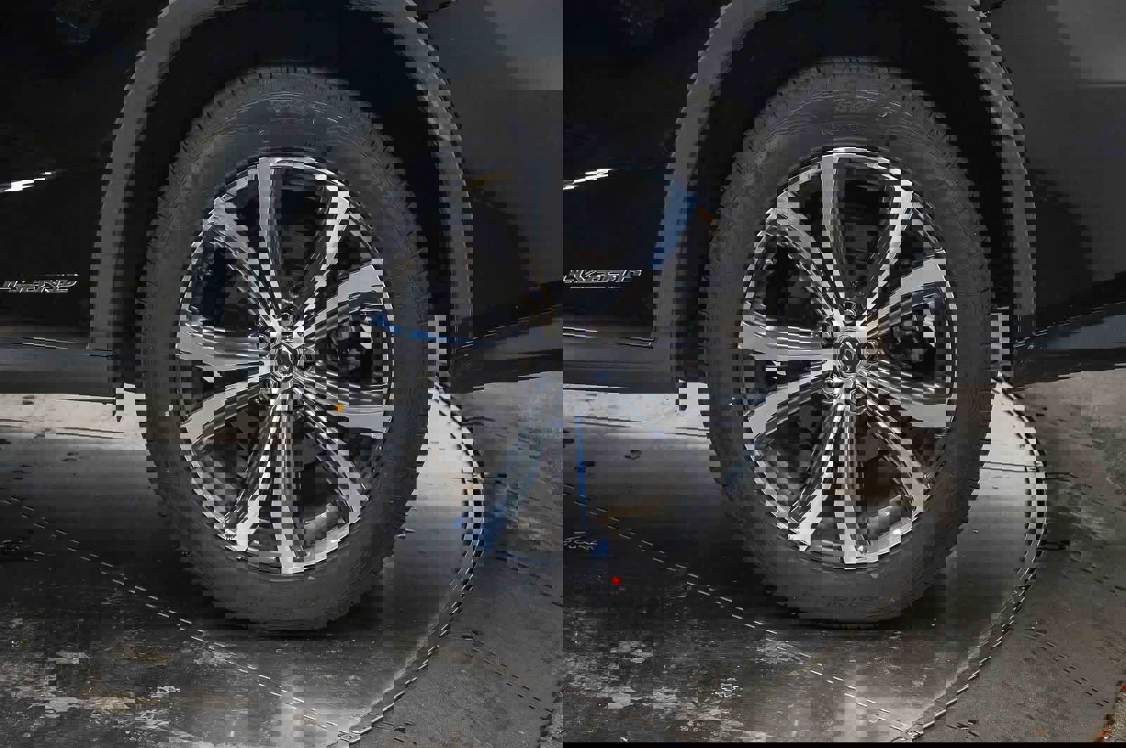 Used 2021 Lexus RX 450hL AWD w/ Premium Package image 10