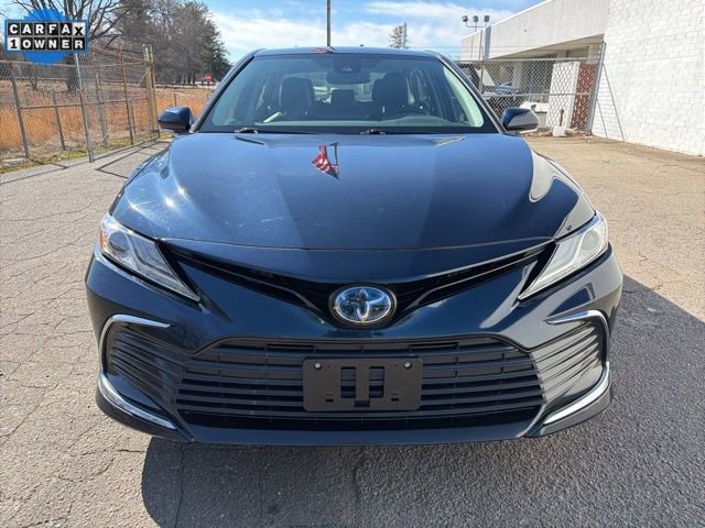 Used 2021 Toyota Camry XLE w/ Cold Weather Package image 7