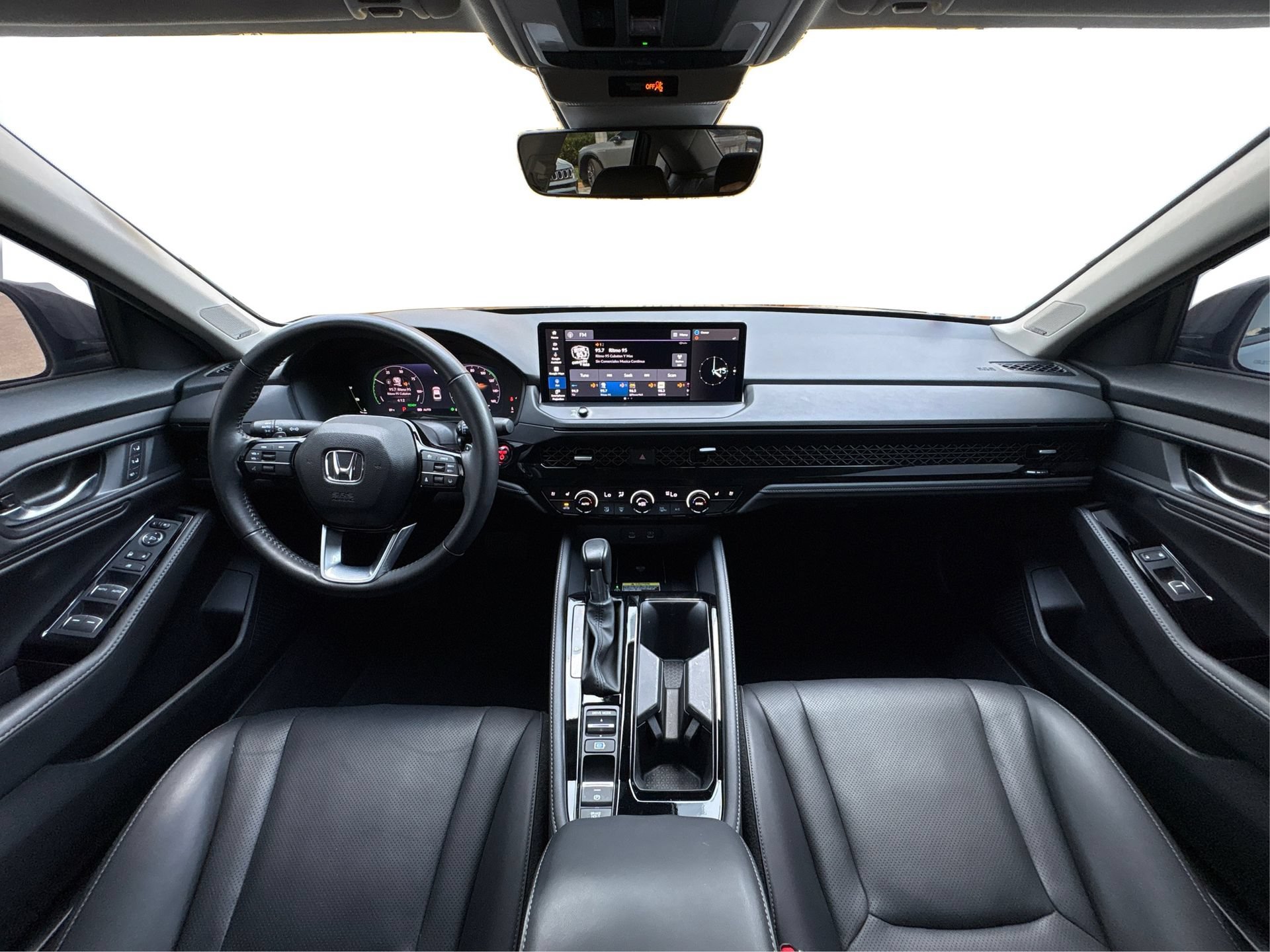 Used 2024 Honda Accord Touring image 22
