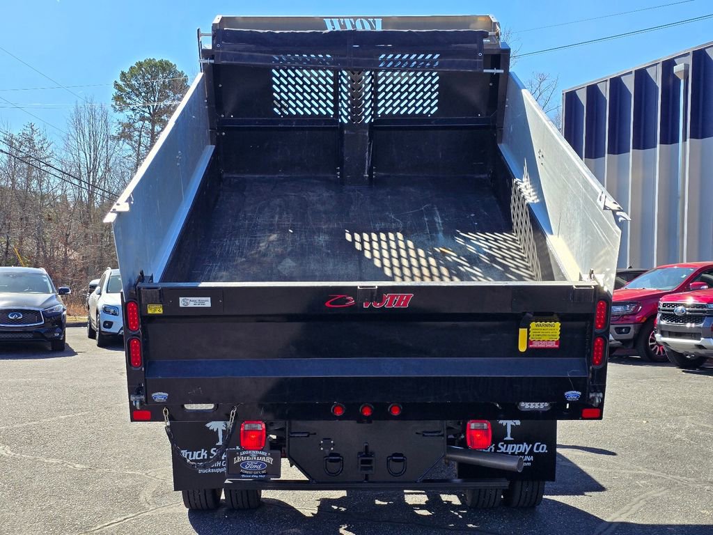 Used 2024 Ford F550 4x4 Regular Cab Super Duty image 25