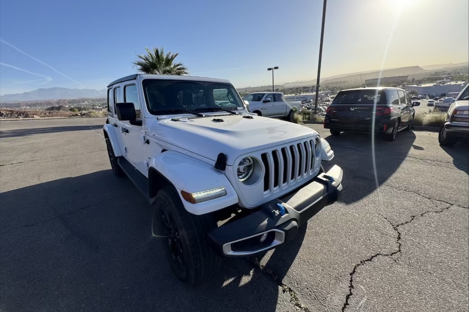 Used 2022 Jeep Wrangler Unlimited Sahara image 7