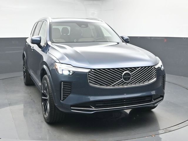 New 2026 Volvo XC90 B6 Plus w/ Protection Package Premier image 2