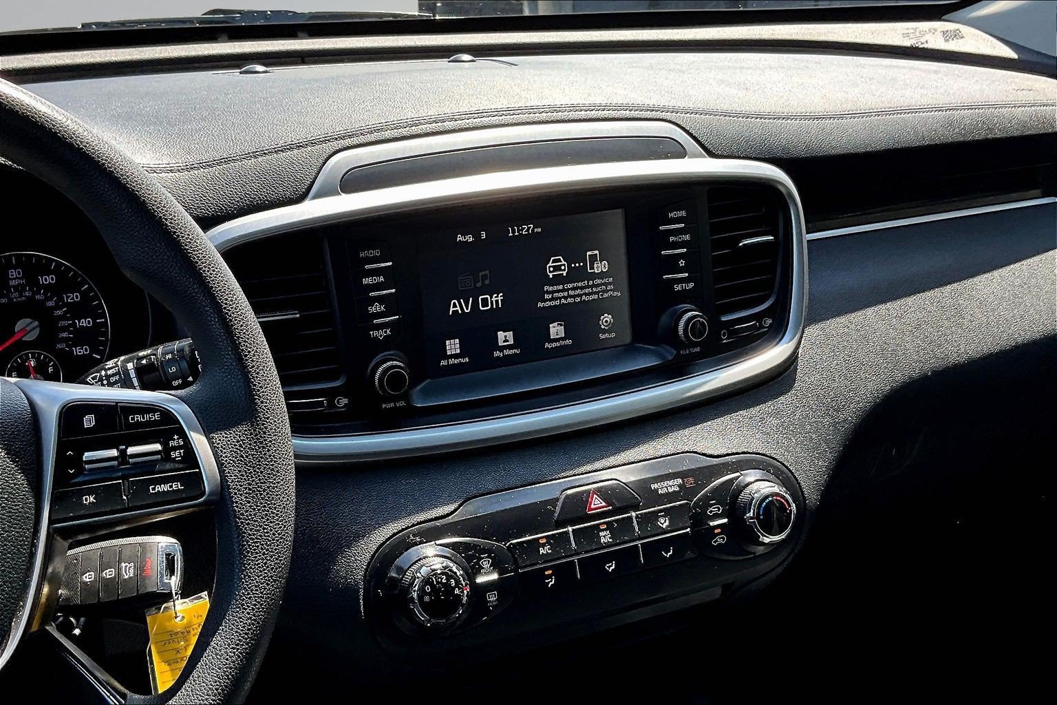 Used 2020 Kia Sorento LX FWD image 8