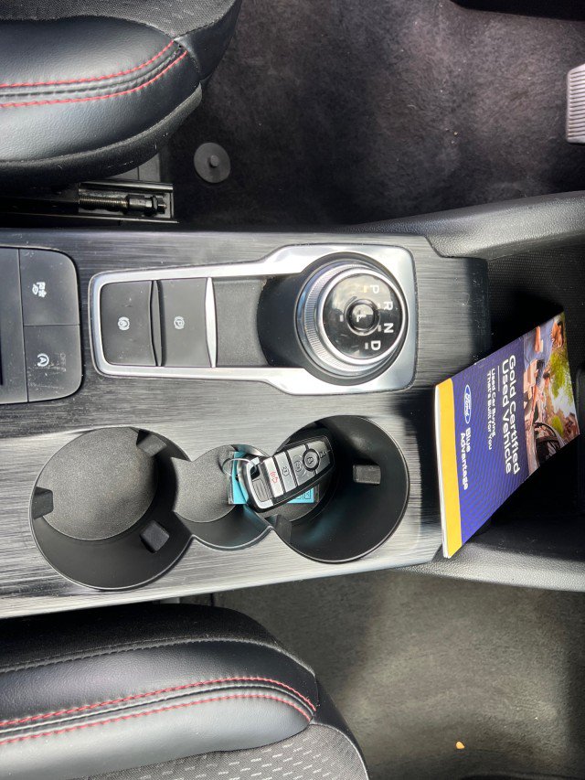 Certified 2025 Ford Escape ST-Line Select AWD/4WD image 40
