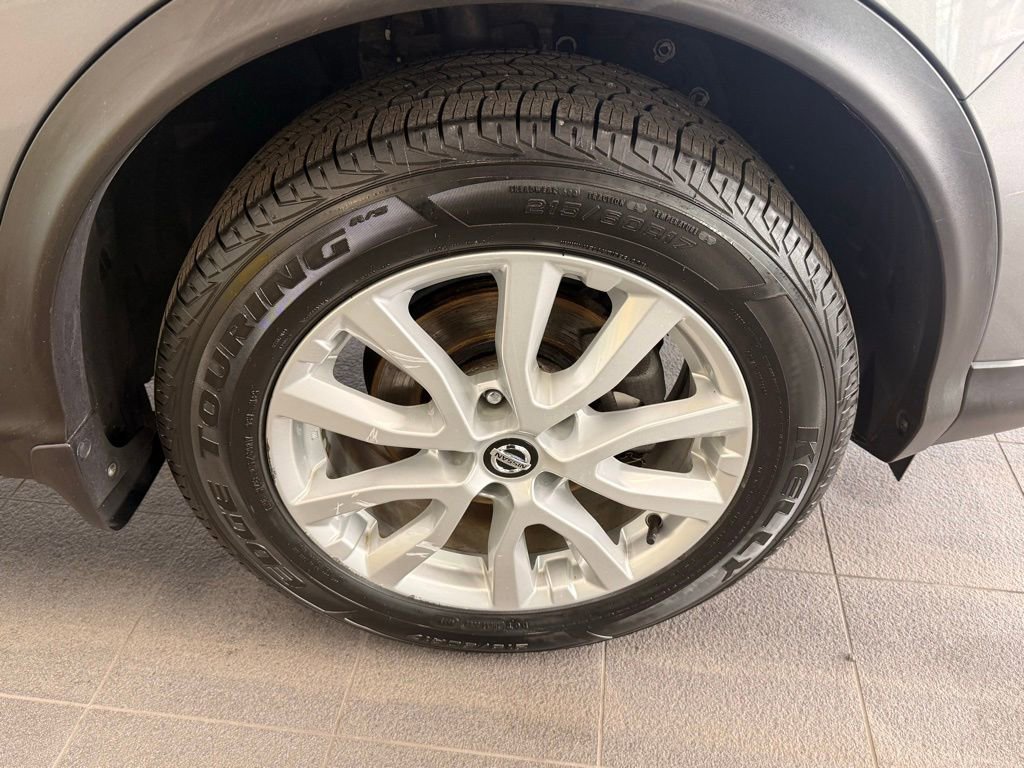 Used 2020 Nissan Rogue Sport SV w/ Technology Package image 39