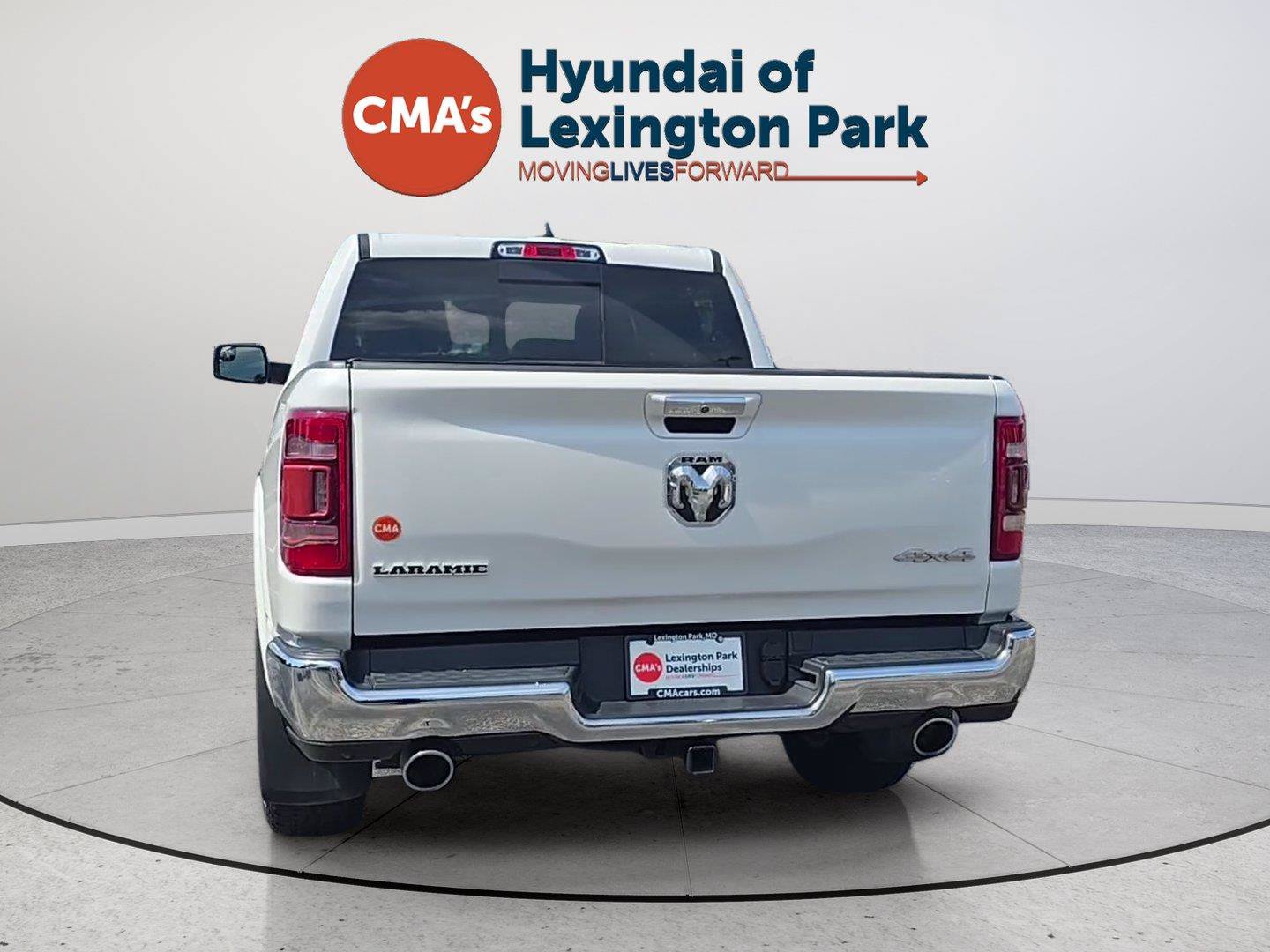 Used 2019 RAM 1500 Laramie AWD/4WD image 4