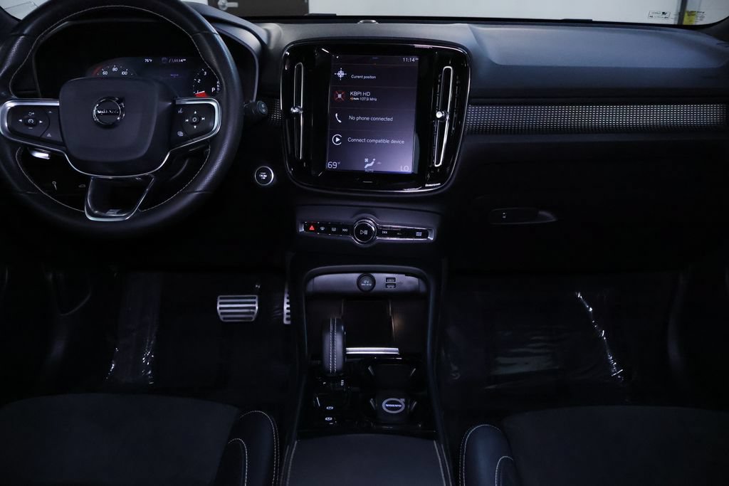 Used 2020 Volvo XC40 T5 R-Design AWD/4WD image 18