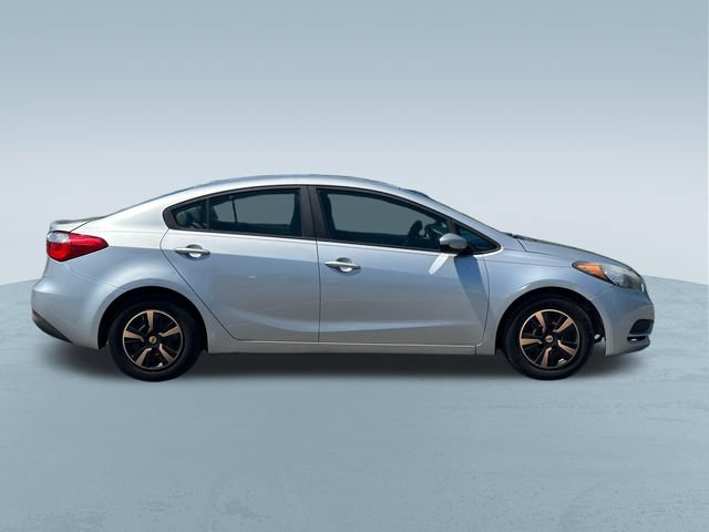Used 2016 Kia Forte LX FWD image 9
