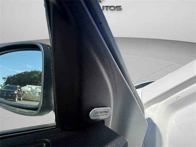 Used 2019 Chrysler 300 Limited image 10