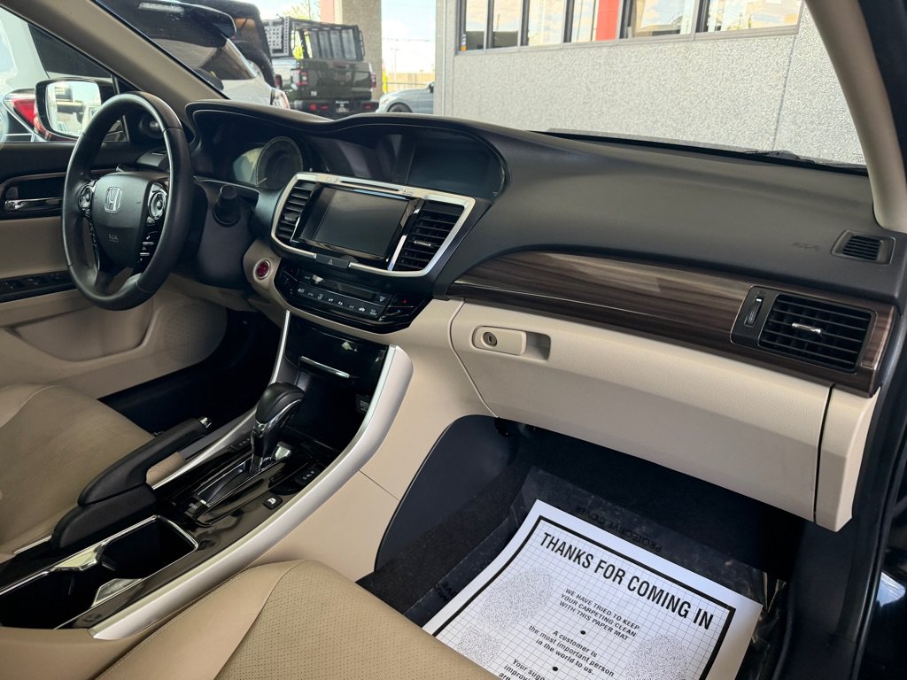 Used 2017 Honda Accord EX-L image 41