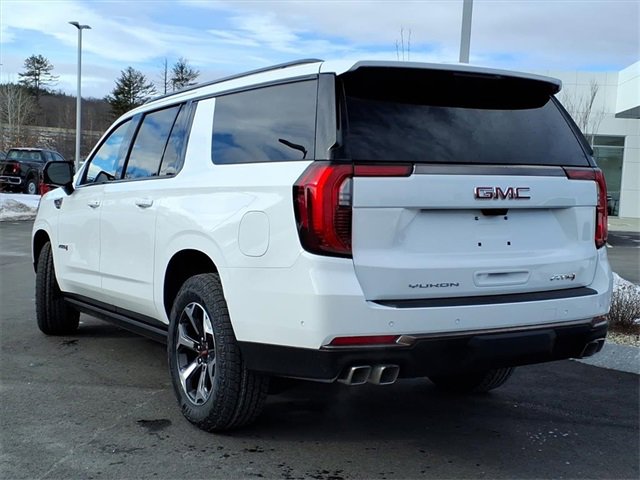 New 2026 GMC Yukon XL AT4 Ultimate image 4