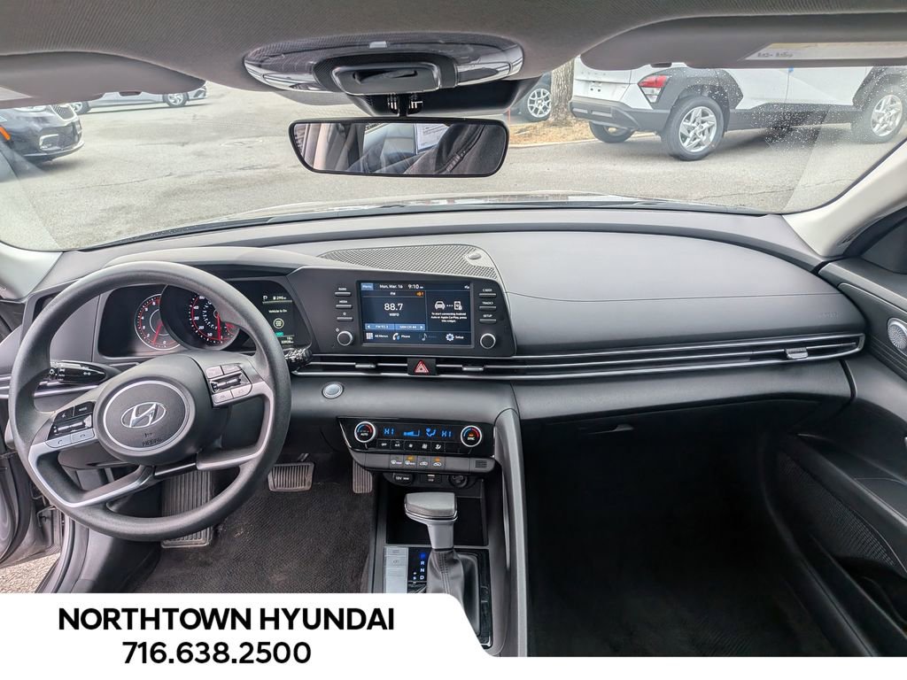 Certified 2023 Hyundai Elantra SEL image 6